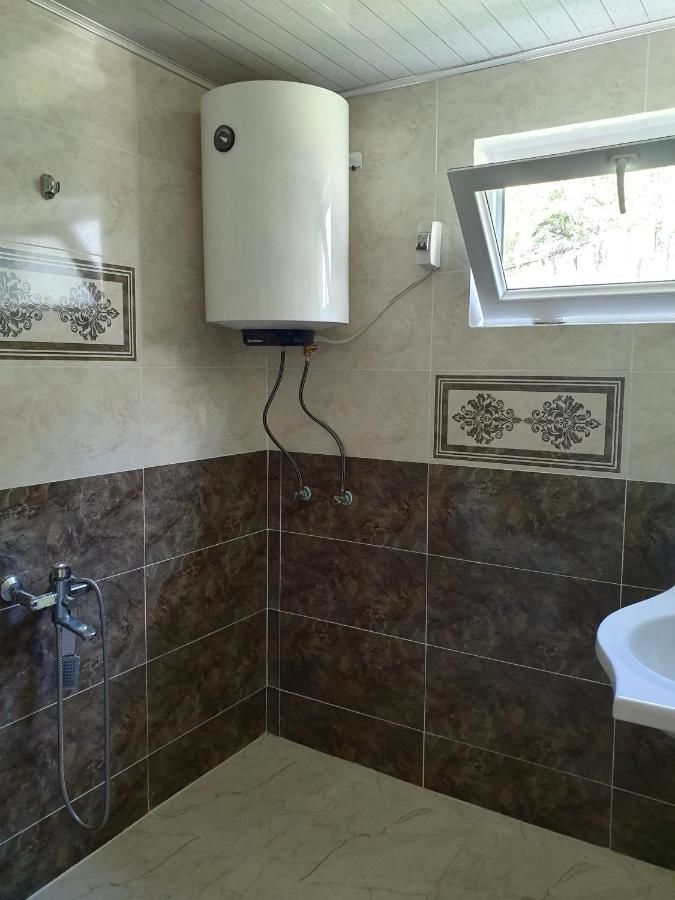Гостевой дом Valodia Guest House In Mestia Местиа-17