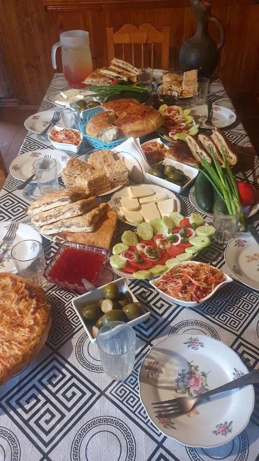Гостевой дом Valodia Guest House In Mestia Местиа-5