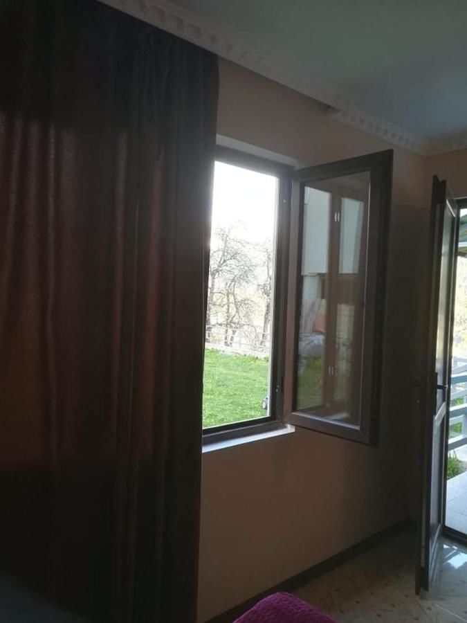 Гостевой дом Valodia Guest House In Mestia Местиа-29