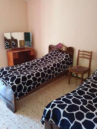 Гостевой дом Valodia Guest House In Mestia Местиа Люкс с видом на горы-2