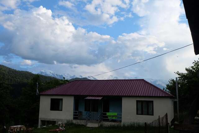 Гостевой дом Valodia Guest House In Mestia Местиа-47